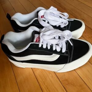 Vans new release KNU black/white stackform size 7mens 8.5 women